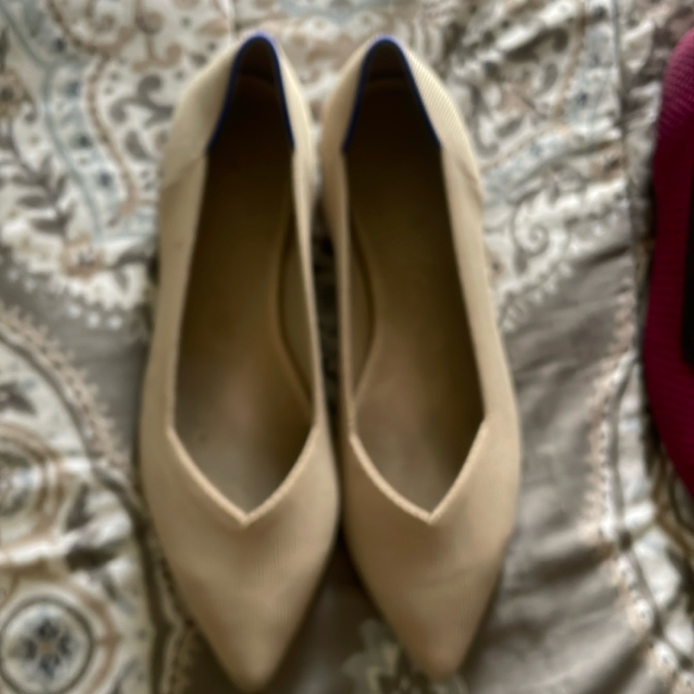 Rothy’s Tan flats size 9.5
